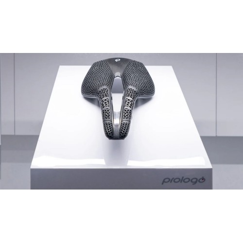 PR-NA3DNA3HB23-AM - Siodło PROLOGO NAGO R4 3D, NACK (pręty: karbon, 7x9,3) 137x245mm, 142g,  czarne