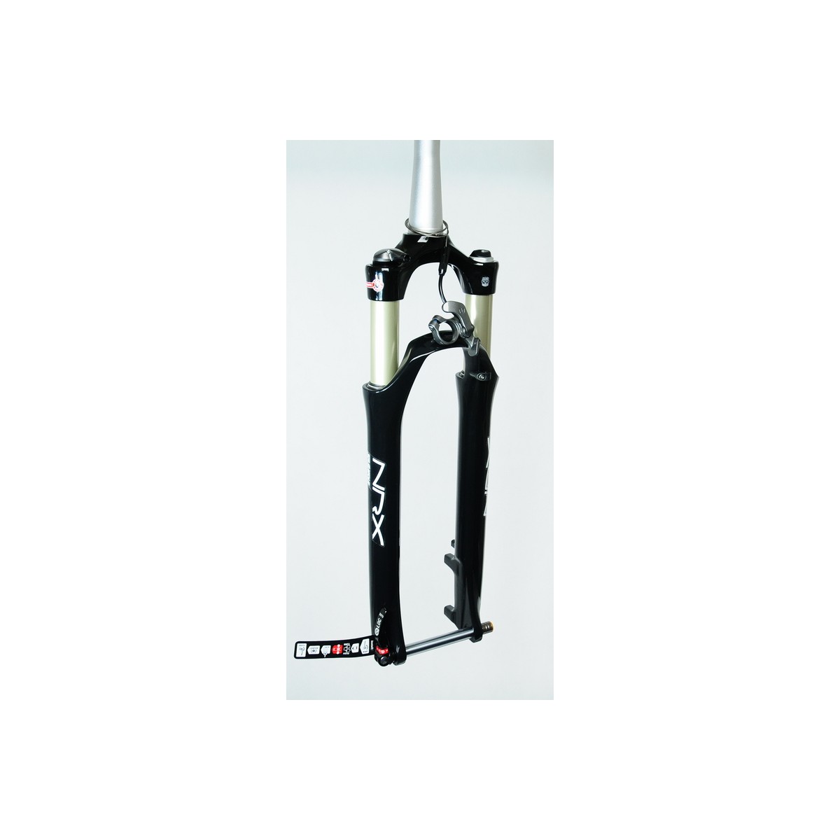 SF7-NRX-S-RLR-D-L-T-Q15 - NRX S-RLR 28"skok 75mm TAPERED 25cm, AIR dysk, blok.na kier.reg.odbicia, oś 15x100mm, golenie+rura alu