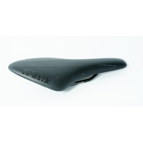 7070SWS029604 - Siodło szosowe Fizik ARIONE R5 muszla nylon czarno/czarne