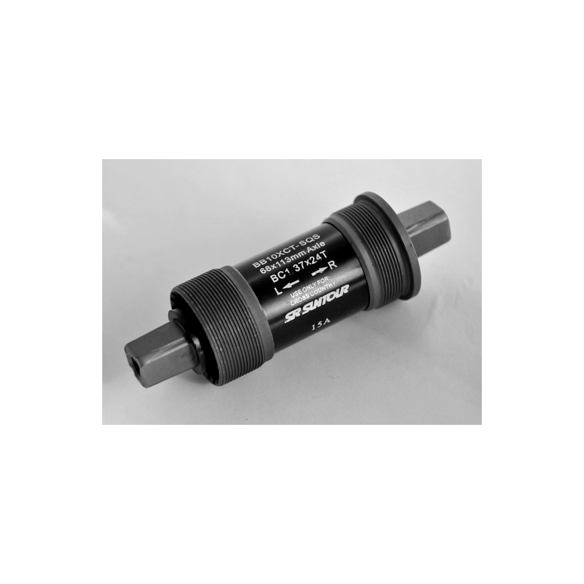 BB10-XCT-SQS-113-CBT - Oś suportu XCT SUNTOUR dł.113mm mufa.68mm z srubami M8x22mm