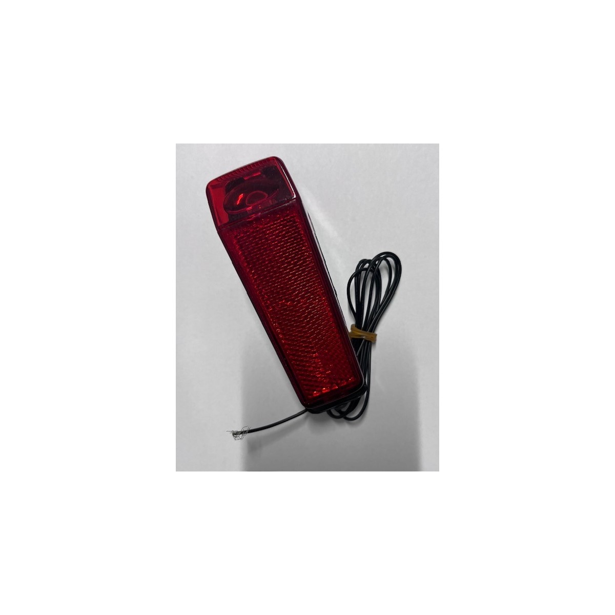 T-15 - Lampa tył żarówka,dynamo,przewód,na błotnik
