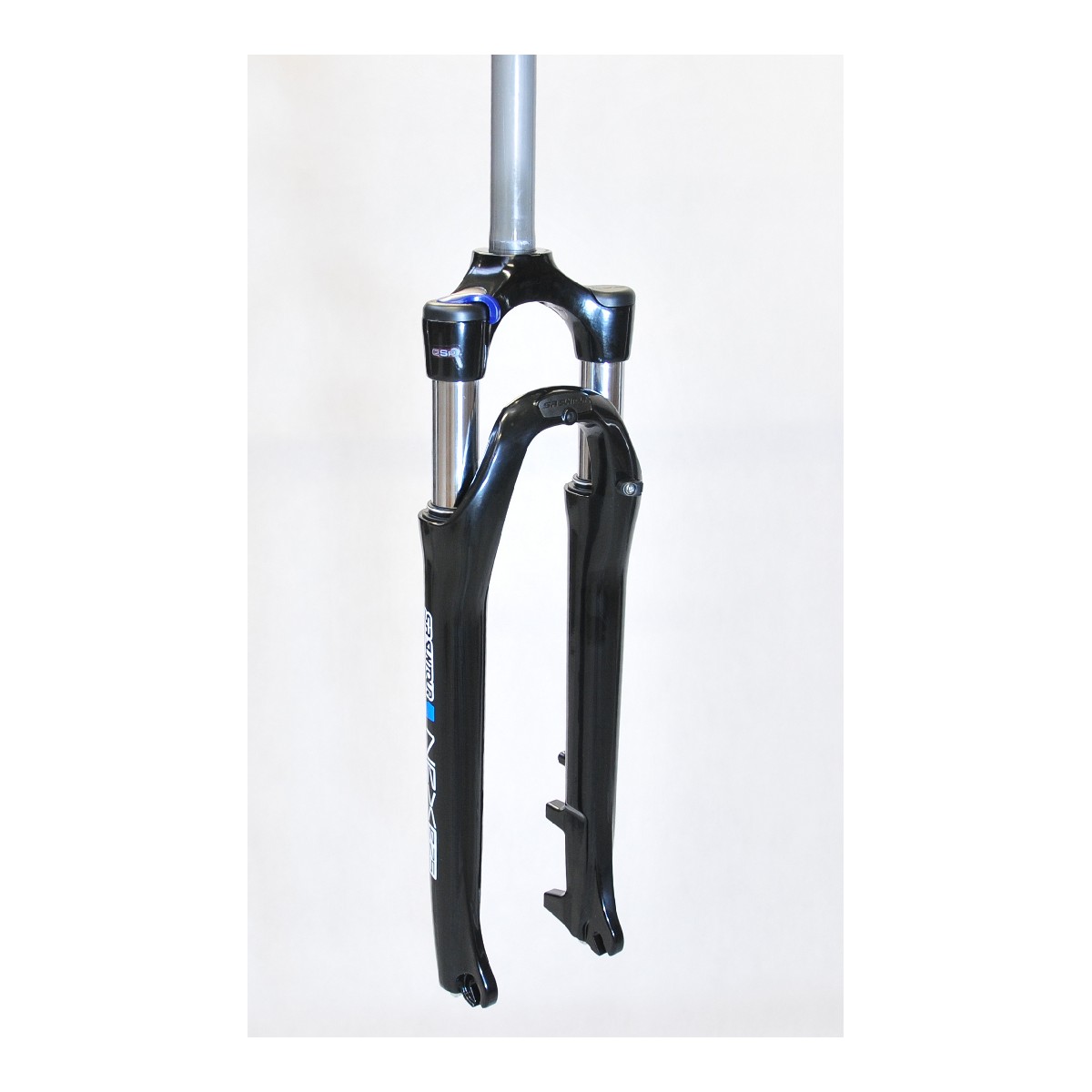 SF9-NEX-E25-N-D-L21 - NEX E25 28"skok 63mm 1-1/8" 21cm GWINT blok.na goleni, dysk, sprężyna